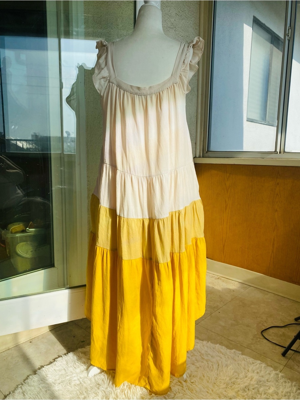 Moodie Tiered High Low Maxi Dress Cream Yellow Ombré Large